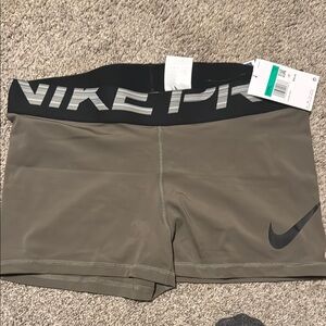 Nike Pro Women's olive green Shorts